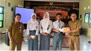 SMA Lepong Gelar Literasi Bulanan